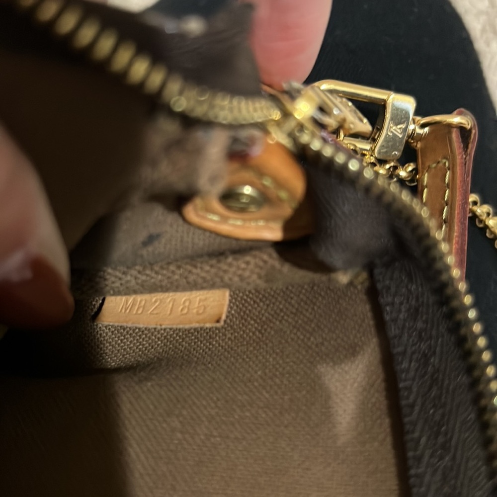 Louis Vuitton Eva - Picture 4 of 8